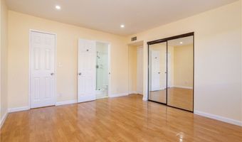 5414 Newcastle Ave 8, Encino, CA 91316