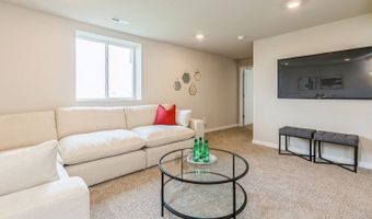 1001 33RD St SE, Altoona, IA 50009