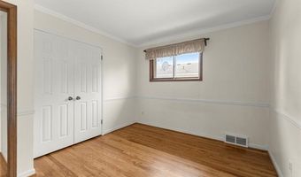 25542 W Warren St, Dearborn Heights, MI 48127
