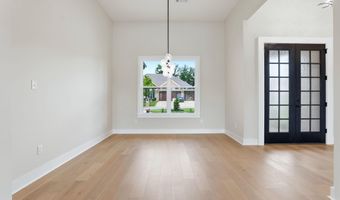 7636 S Shoreline Blvd, Benton, AR 72019