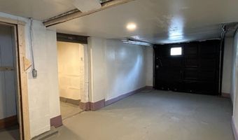 3210 Clifton Ave, Alton, IL 62002