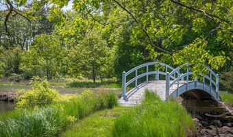 965-973 Hale St, Beverly, MA 01915