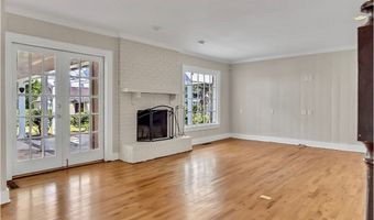 517 Meadowlark Dr, Albany, GA 31707