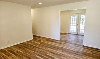 802 Colquitt Cir, Albany, GA 31707