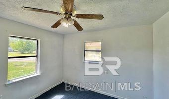 208 Lee St, Atmore, AL 36502