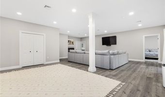 52 Pine Swamp Rd, Cumberland, RI 02864