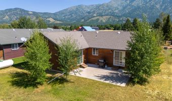 580 E COTTAGE Ln, Alpine, WY 83128