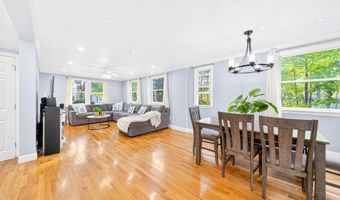 74 Rhinecliff St, Arlington, MA 02476