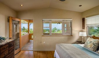 785 W Kuiaha Rd, Haiku, HI 96708