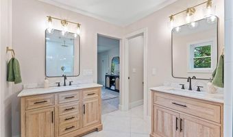 1201 NW 10th St, Bentonville, AR 72712