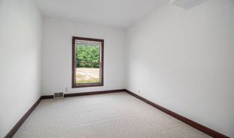 8411 Reese Ln, Ann Arbor, MI 48103