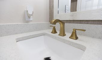 1205 Aero Ln, Berino, NM 88024