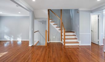 5115 SKYLINE VILLAGE Ct, Alexandria, VA 22302