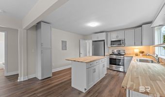 310 W Mango St, Bay Minette, AL 36507