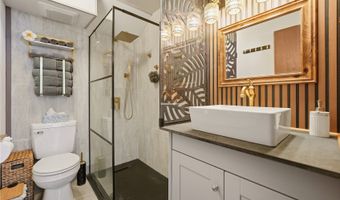 2421 Tusitala St 2201, Honolulu, HI 96815