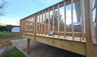 4813 LAWRENCE St, Alexandria, VA 22309