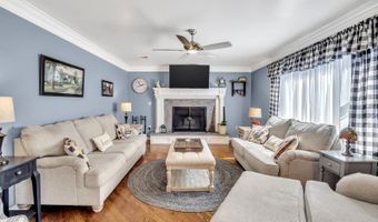 12 E Gate Dr, Alloway, NJ 07418