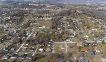 1302 Valley Ave, Ava, MO 65608