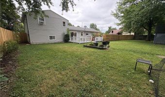 110 Habant Dr, Amherst, OH 44001