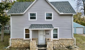 712 S C St, Arkansas City, KS 67005