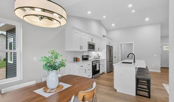 4510 Ridgeview Ln, Wisconsin Rapids, WI 54494