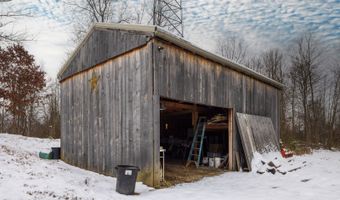 18999 River Rd, Athens, OH 45701