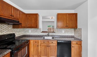 1015 SAINT MICHAELS Dr, Bowie, MD 20721