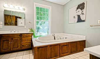 6 BLUE HERON Dr, Georgetown, DE 19947
