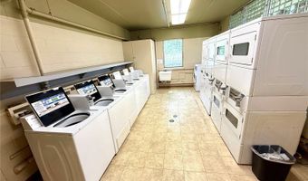 2522 Date St 1205, Honolulu, HI 96826