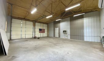 17529 St Highway U, Ava, MO 65608