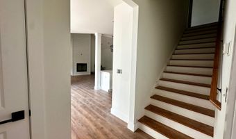 470 Somerset Dr, Appomattox, VA 24522