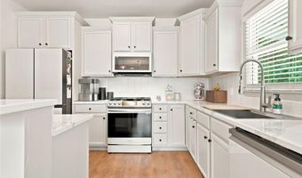 114 S Mountain Brooke Dr, Ball Ground, GA 30107