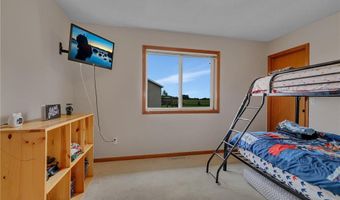 409 Highlands Dr, Albany, MN 56307
