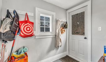 152 Lake St, Auburn, ME 04210