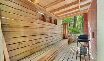 513 STRATON, Basye, VA 22810