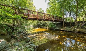 4500 S FOUR MILE RUN Dr 222, Arlington, VA 22204