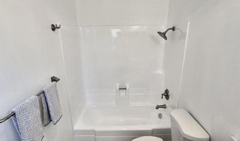 7007 Appian Dr B, San Diego, CA 92139