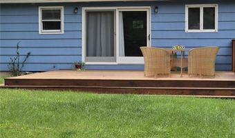 39 Juniper Dr, Hopkinton, RI 02804