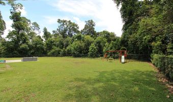 502 Hutchinson Ave, Adel, GA 31620