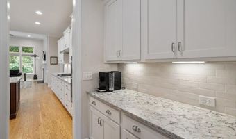 305 Ironcreek Pl, Apex, NC 27539