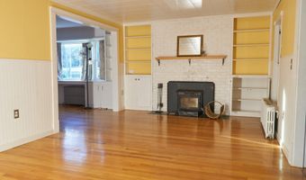 247 Burleigh Rd, Bangor, ME 04401