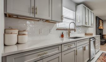 3008 N Tropicana Ave, Bethany, OK 73008