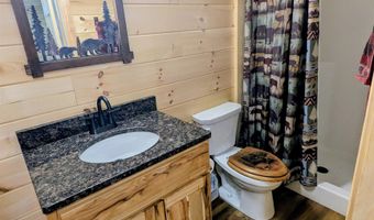 2423 9th Dr, Adams, WI 53910
