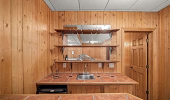 934 Lake Viking Ter, Altamont, MO 64620