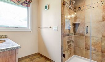 515 Park Club Ln, Amherst, NY 14221