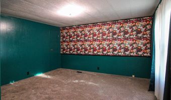 443 Piccadilly Cir, Bismarck, ND 58504
