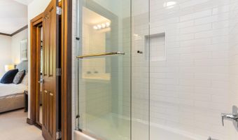 32 Highlands Ln 203, Beaver Creek, CO 81620
