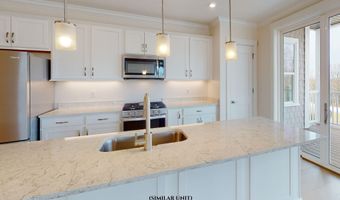 1 Longview Dr 210, Atkinson, NH 03811