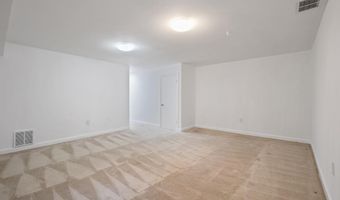 838 COLLEGE Pkwy 11-838, Rockville, MD 20850