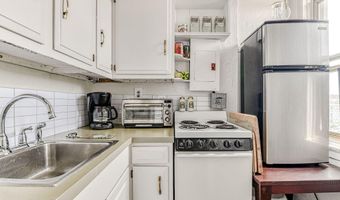 400 Deal Lake Dr 3F, Asbury Park, NJ 07712